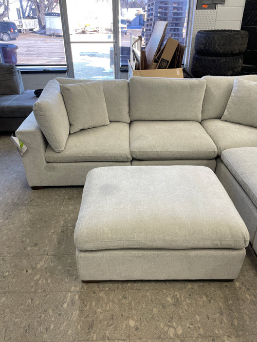 Lowell 6-pc Sectional