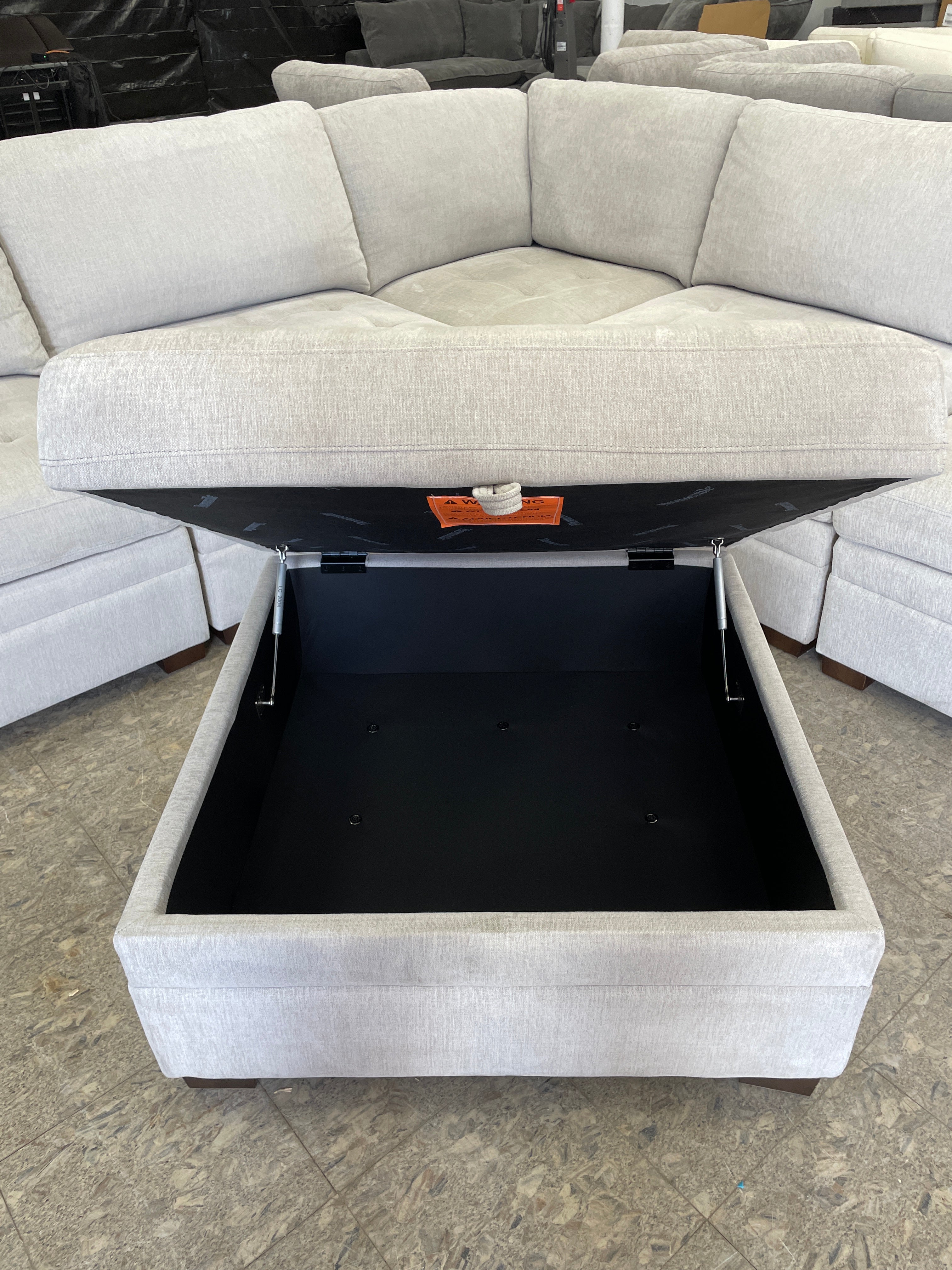 Tisdale 6pc Sectional Light Gray